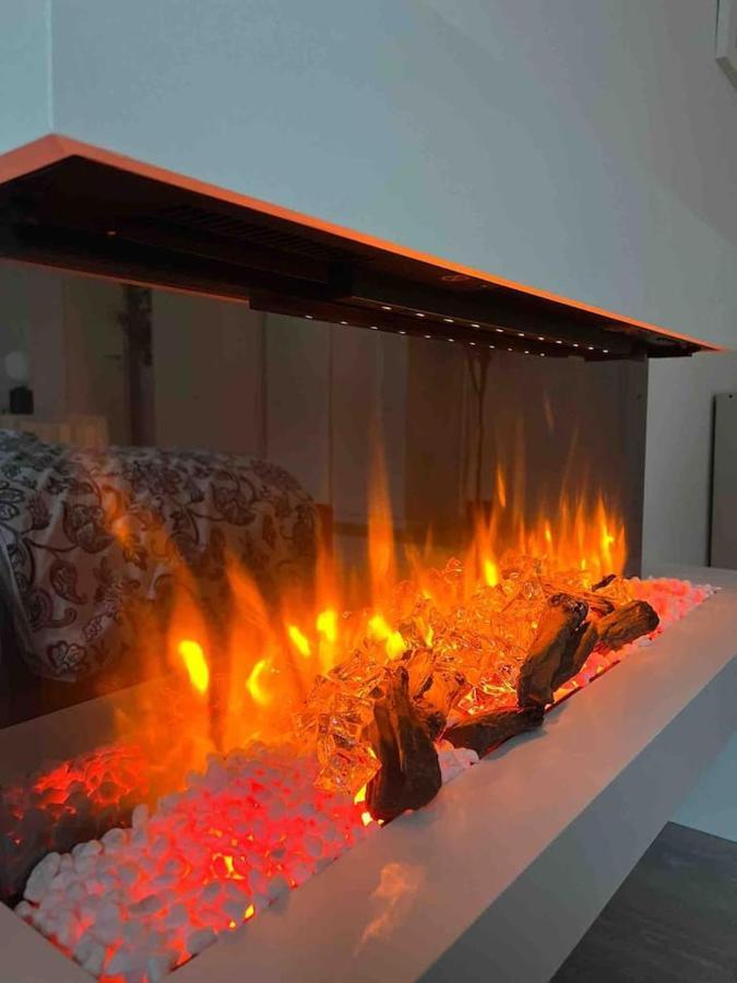 Luxurioeses Apartment,Neubau, 4 Personen, Parkplatz, Griechischer Stil ボーフム エクステリア 写真