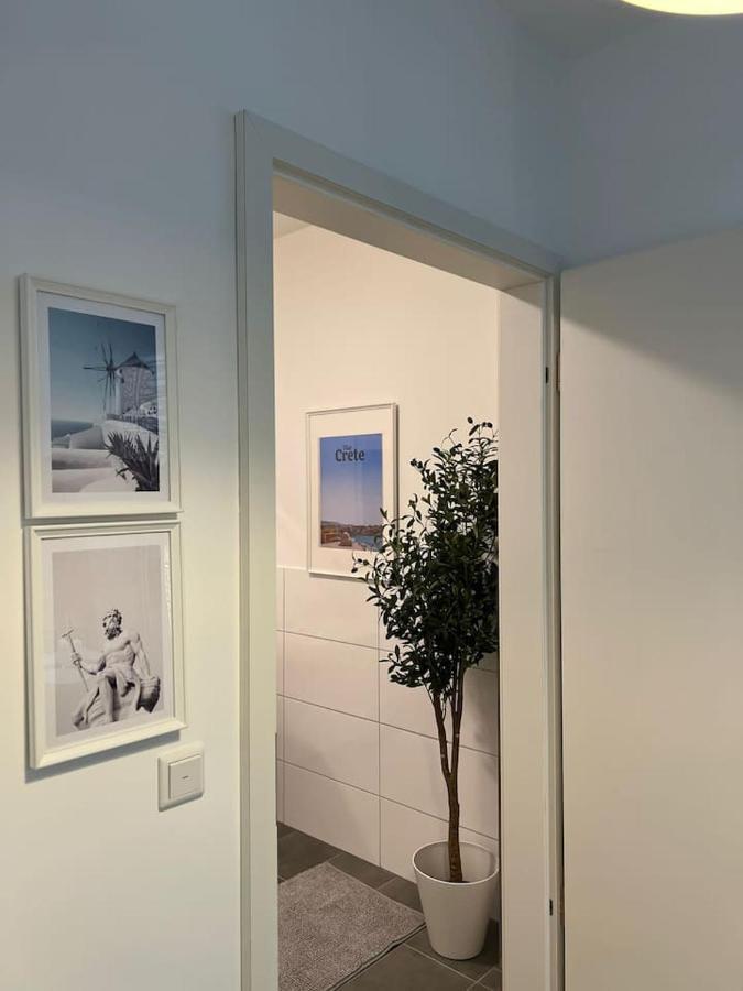 Luxurioeses Apartment,Neubau, 4 Personen, Parkplatz, Griechischer Stil ボーフム エクステリア 写真