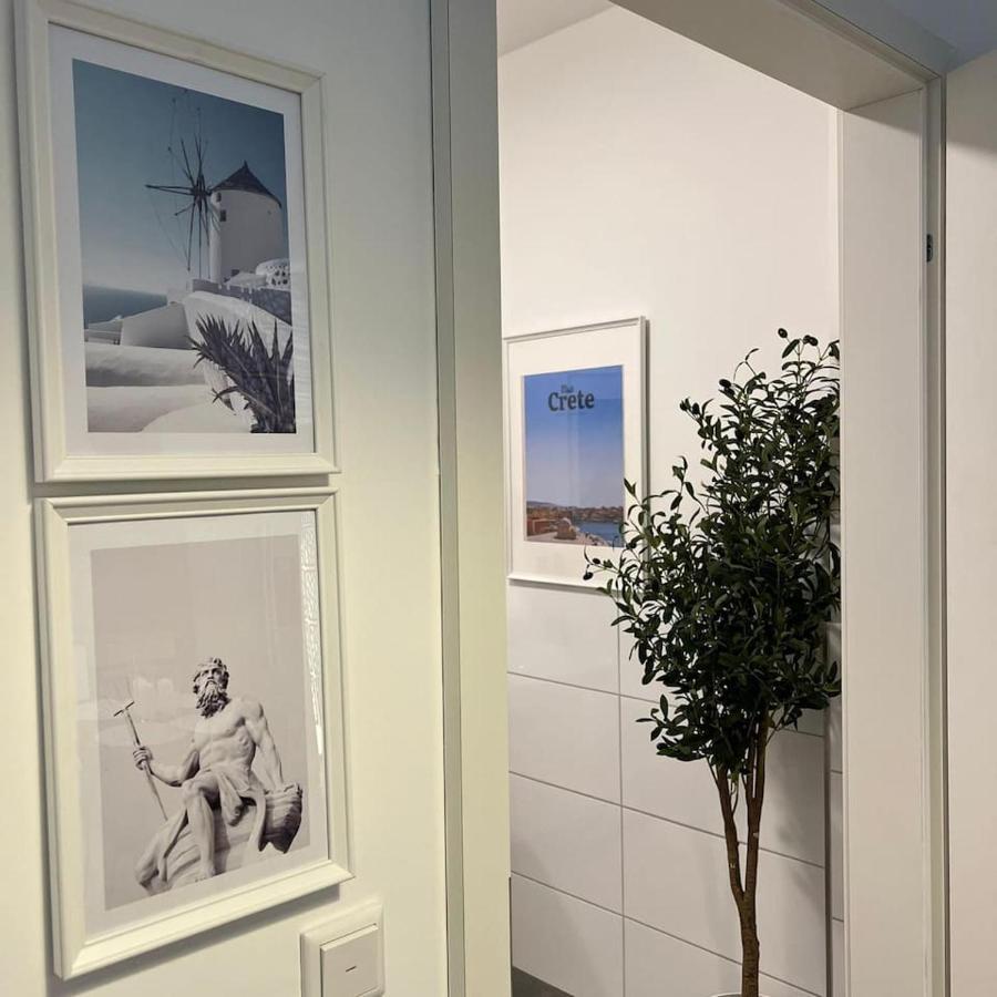 Luxurioeses Apartment,Neubau, 4 Personen, Parkplatz, Griechischer Stil ボーフム エクステリア 写真